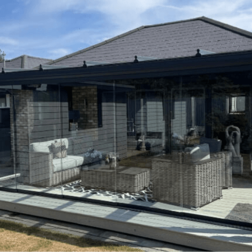 High-End Glass Garden Building